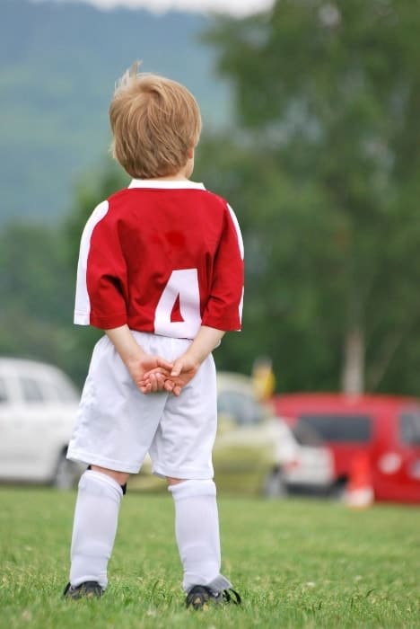Young soccer player | When to Quit Coaching Sports?