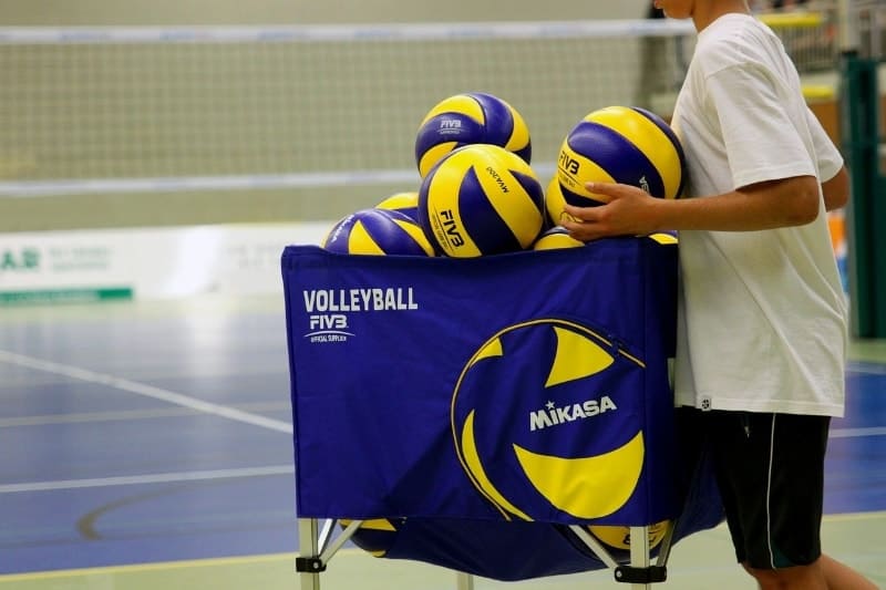 Volleyball basket | How to Become a Youth Volleyball Coach